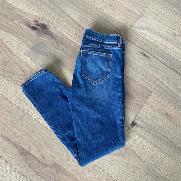 J Crew Womens Mid Rise Stretch Dark Wash Skinny Jeans Size 27/28 - Picture 4 of 10